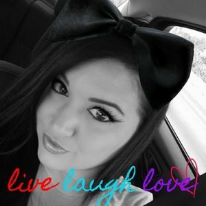 Meet your Posher, Holly